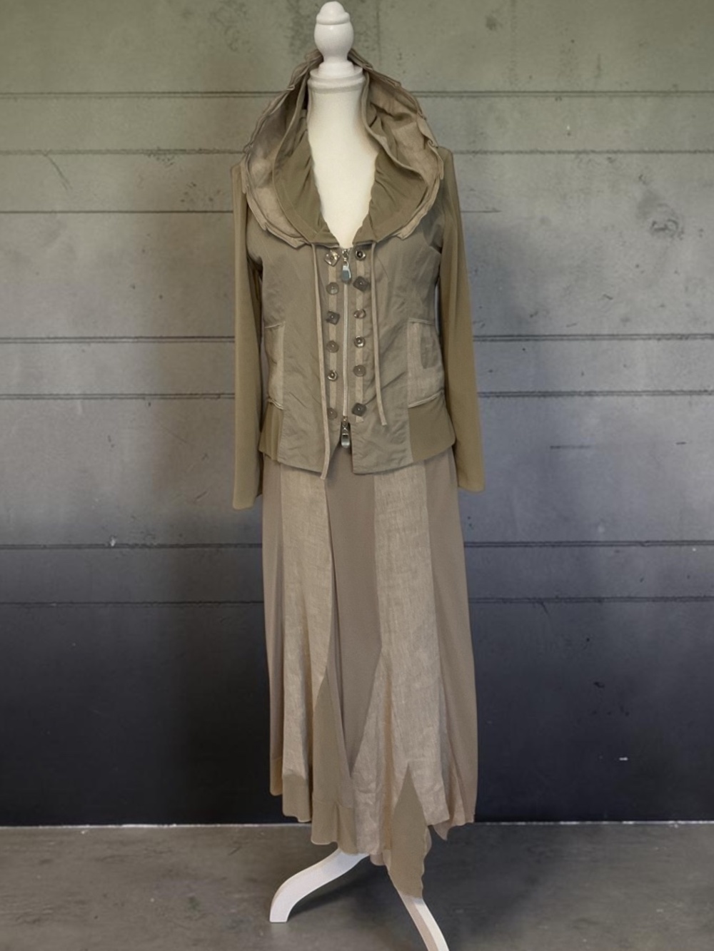 ⭐️ SoLo HODA Light Beige Linen Dress Jacket w Matching Skirt - size 6